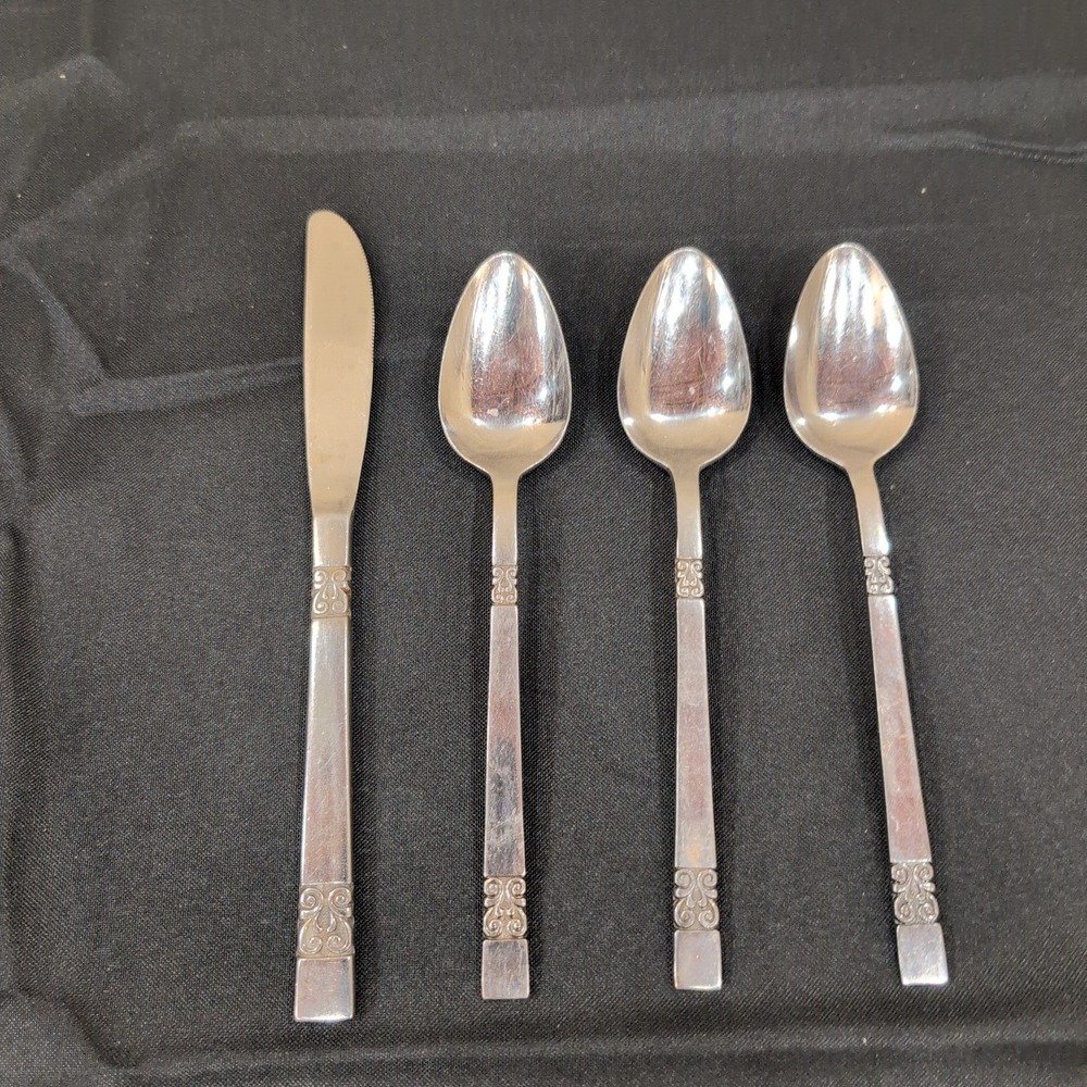 Insilco Mark II Stainless Steel Flatware 4 Piece Set 1 Knife 3 Teaspoons Scroll - Picture 1 of 3